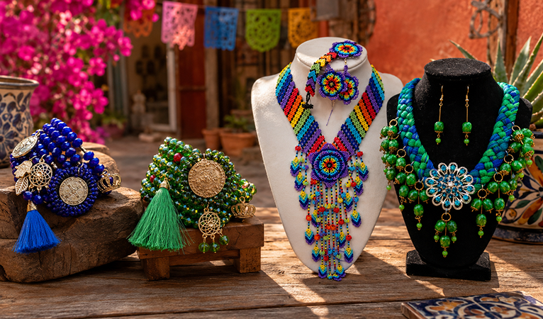 Earrings & necklaces