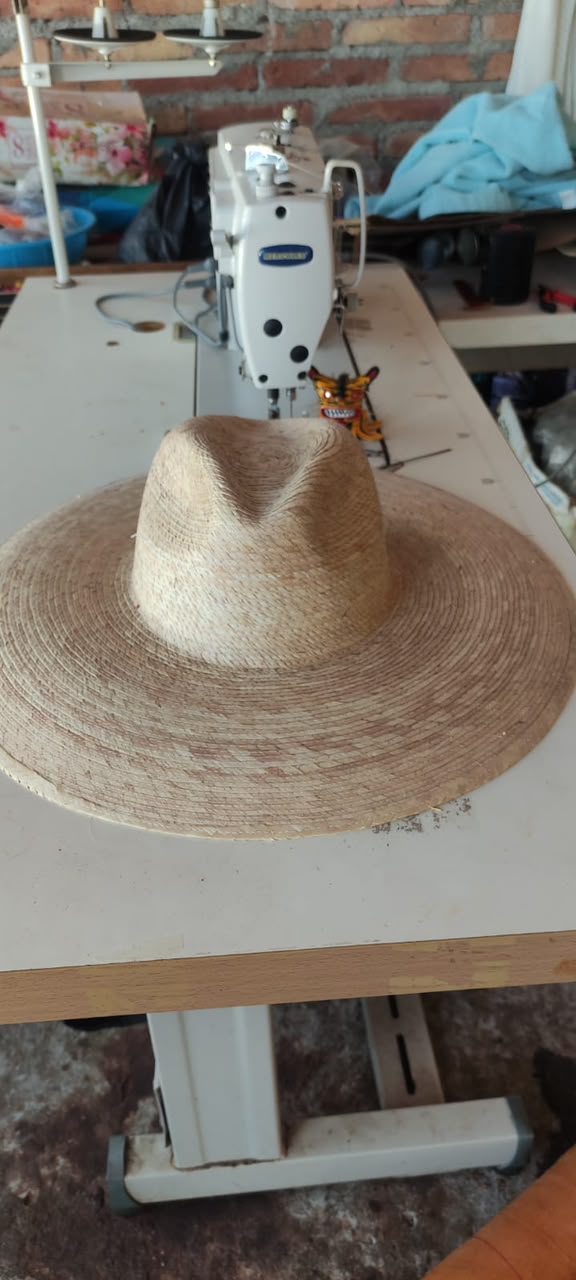 Wide brim straw hat (13 CM BRIM) MODEL #125