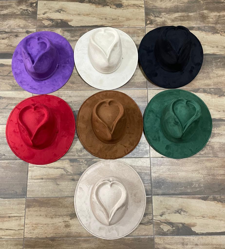 Corazón Vegan suede hats