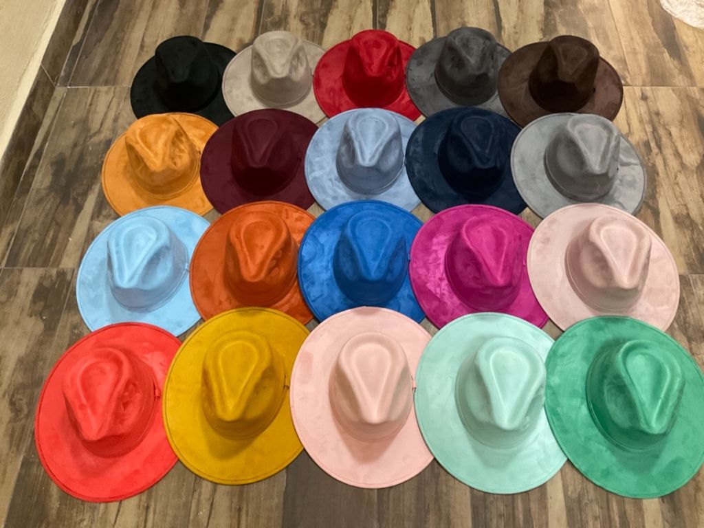 Gota suede hats