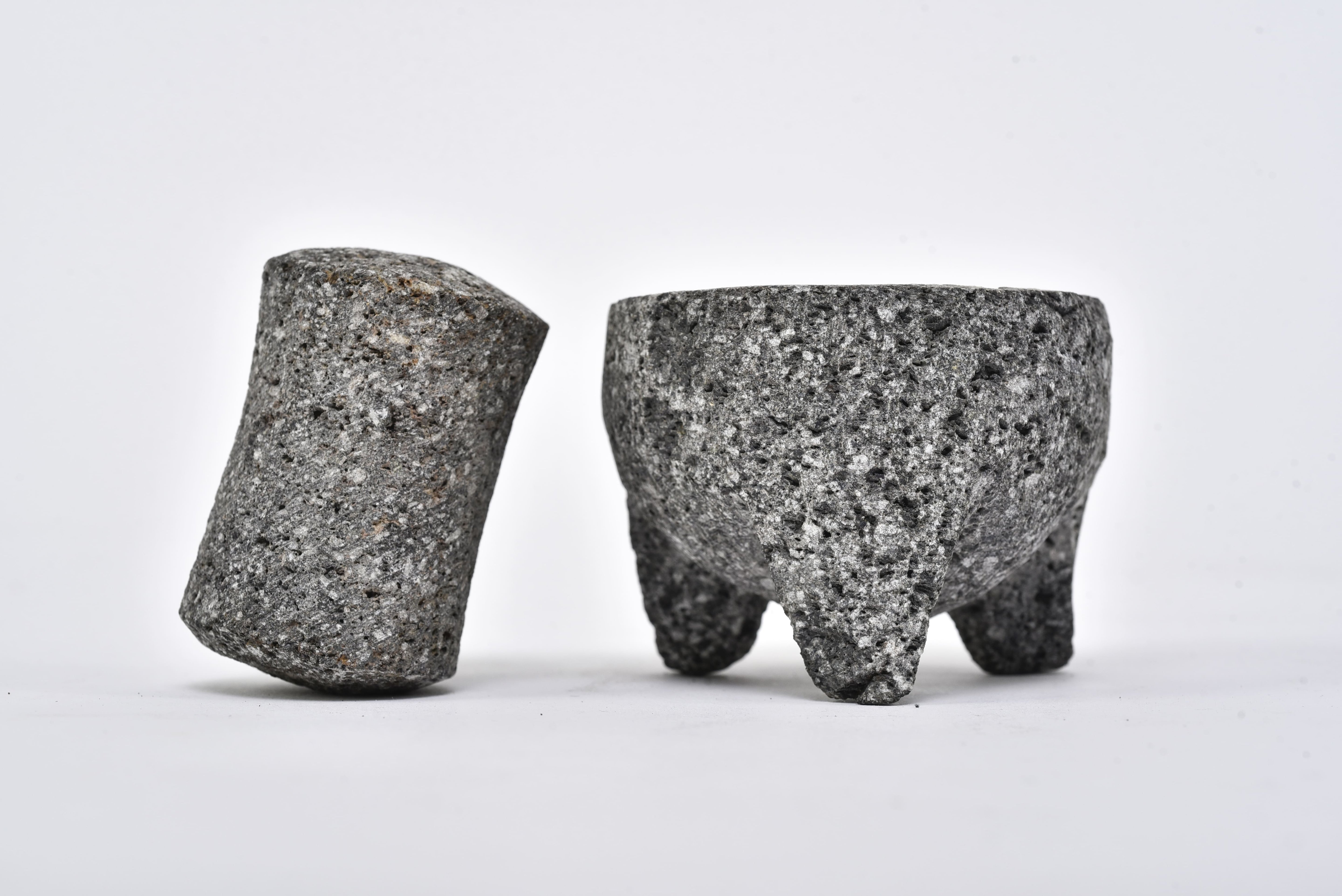 Mini Molcajetes MODEL PORKY# 0214 &amp; REGULAR CIRCULAR SHAPE MODEL: 021401