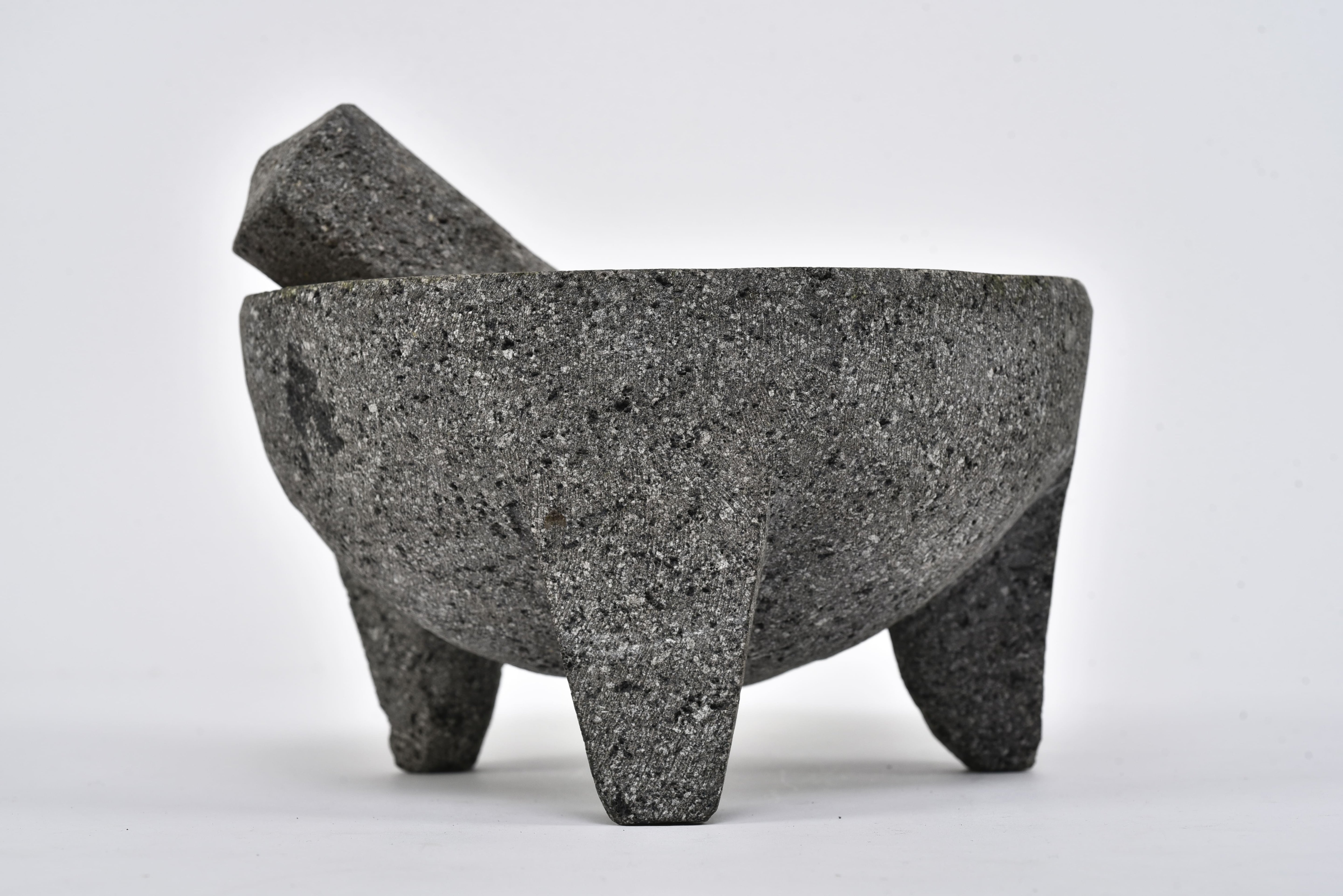 Classic Circular shape Molcajete MODEL: 0215