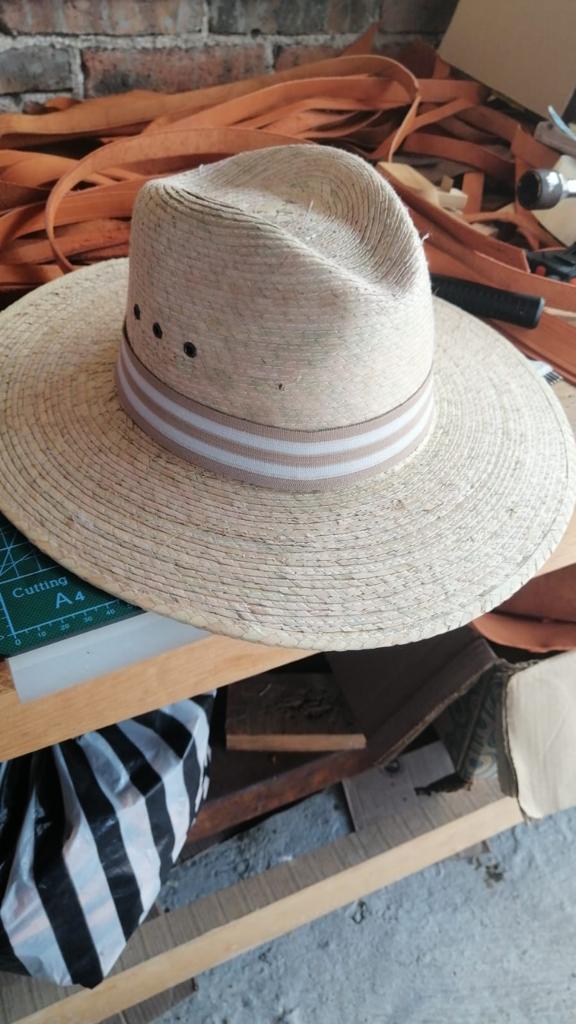 Straw Indiana Explorer Luciano hats MODEL 121