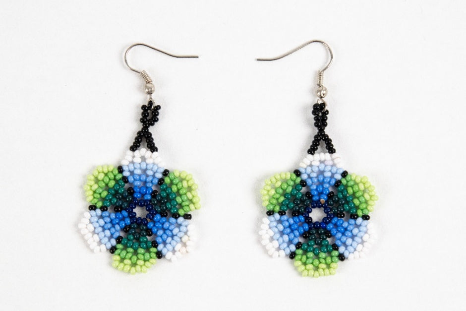 Huichol small flower earrings 5cm MODEL# 080614
