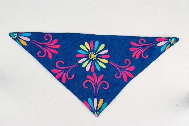 Chulada hand-painted pet bandana medium MODEL# 030503