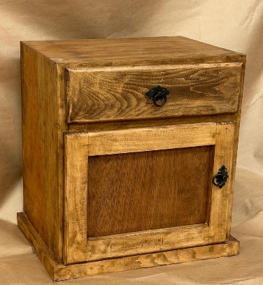 Buro con puerta estilo clasico de madera de pino MODEL# 1108