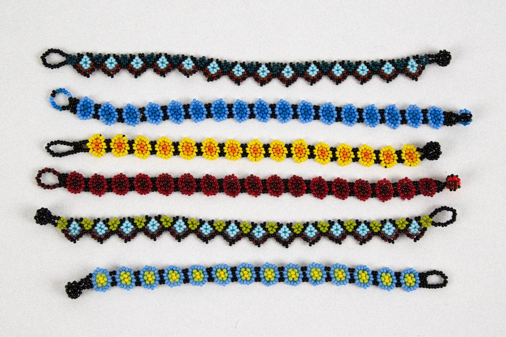 Huichol flower mountain bracelet set 6 pieces MODEL# 080617