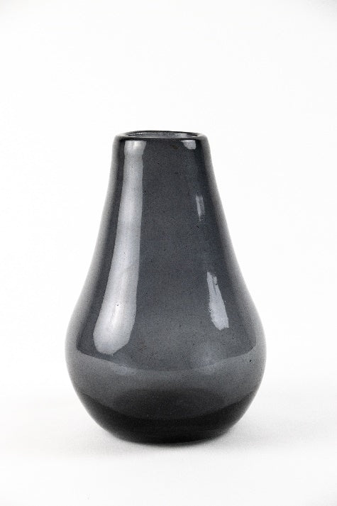 Drop-shaped blown glass vase MODEL# 0412