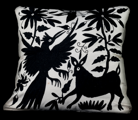 Embroidered cushion cover Tenango style MODEL# 0430