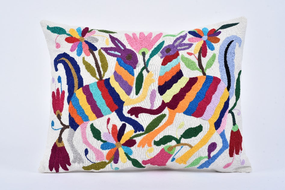 Embroidered cushion cover Tenango MODEL# 040903