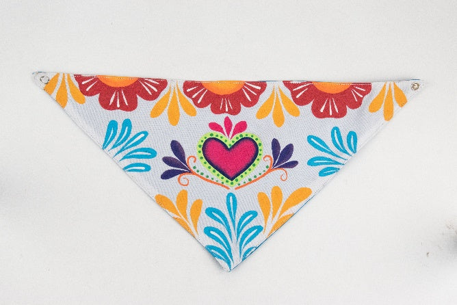 Chulada hand-painted pet bandana medium MODEL# 030505