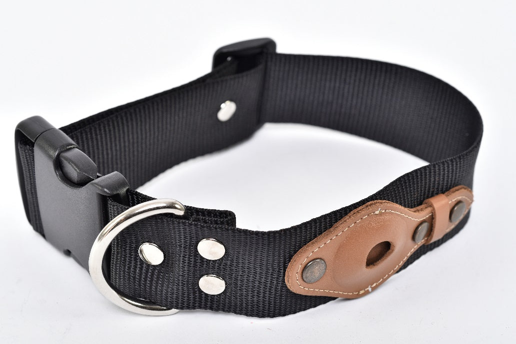Joker large breed dog collar Airtag black MODEL# 031203