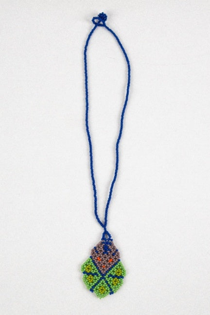 Huichol deer and flower necklace MODEL# 080607