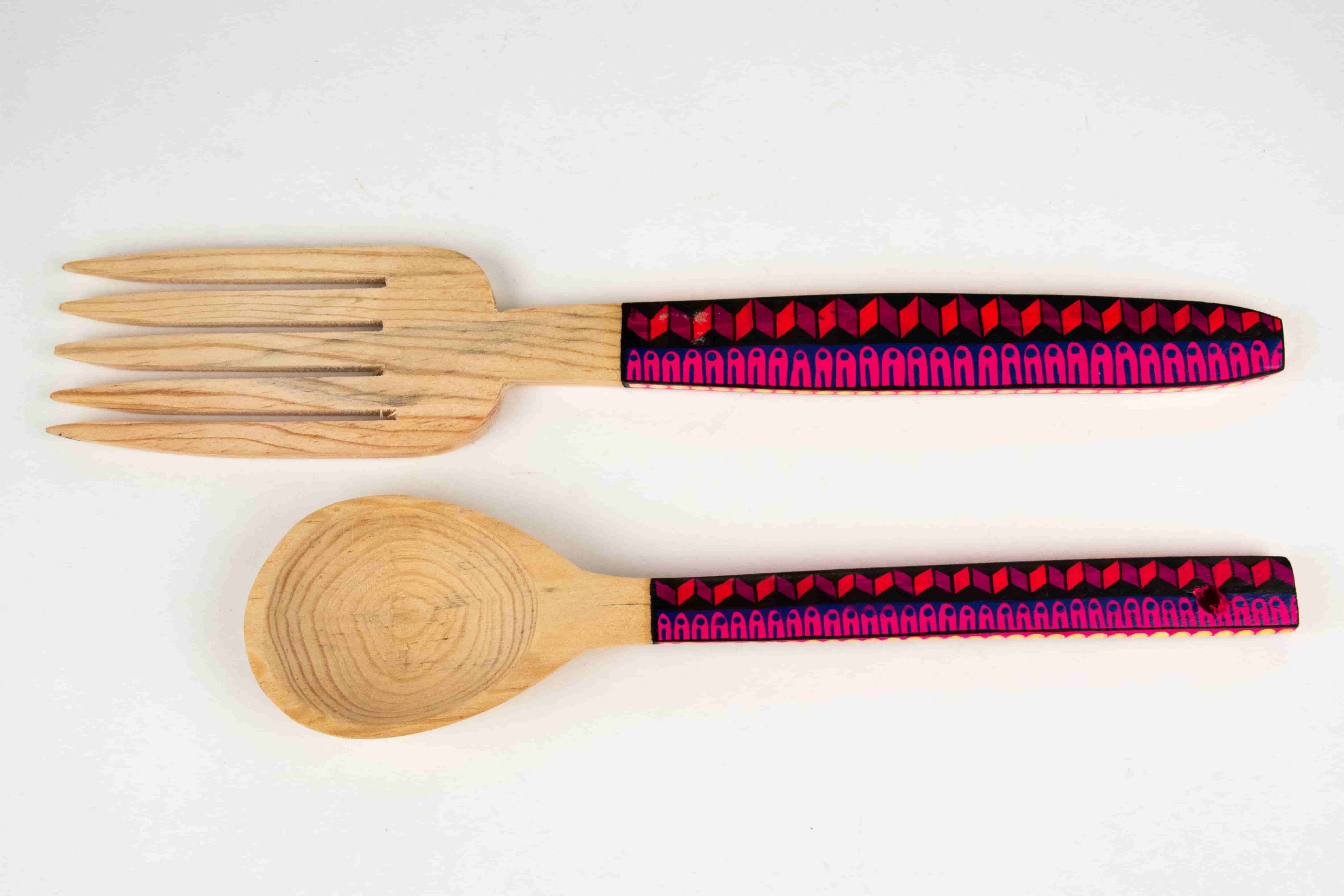 Hand-painted pine wood ladle and fork featuring Alebrije art – MODEL#0202