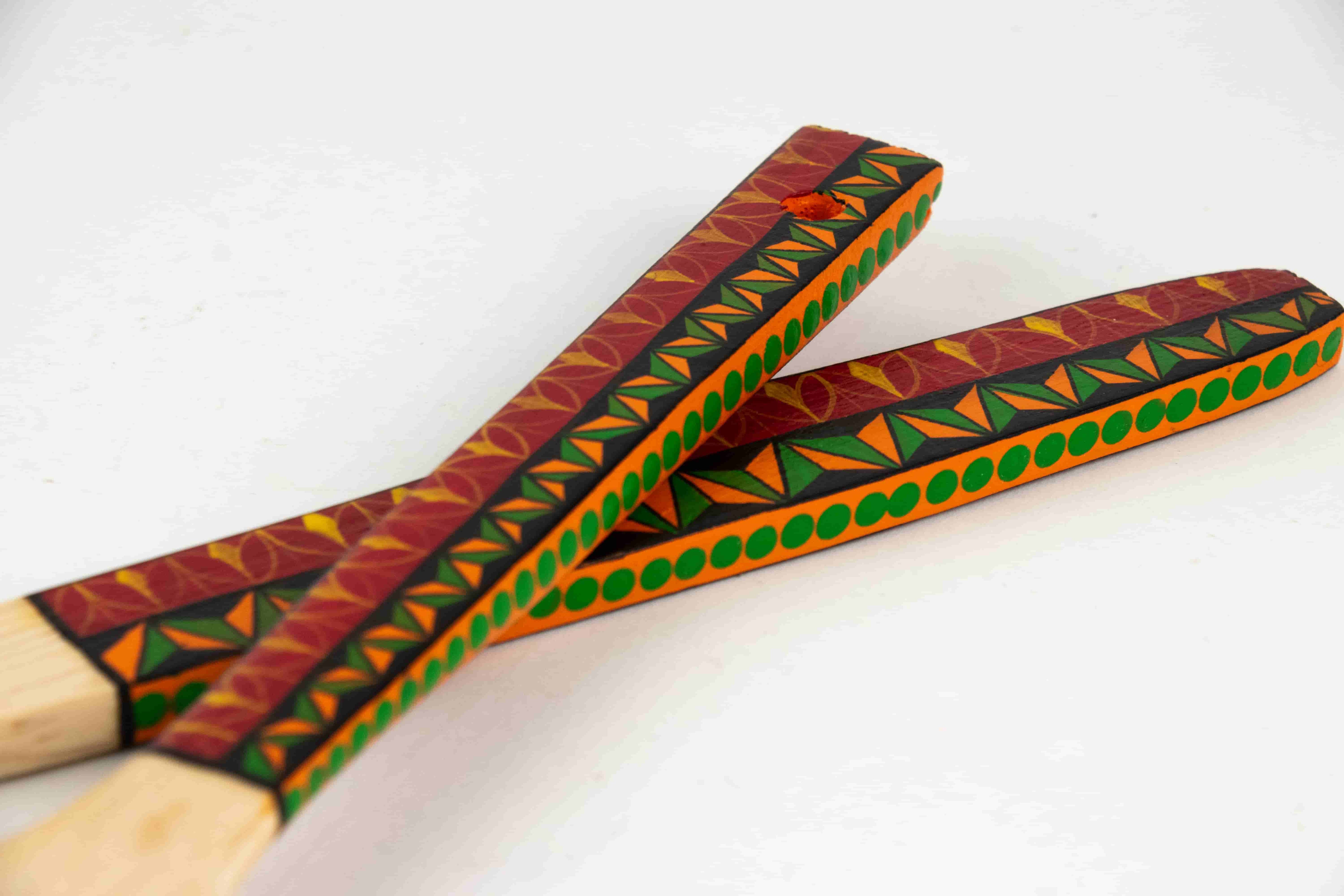 Hand-painted pine wood ladle and fork featuring Alebrije art – MODEL#0202