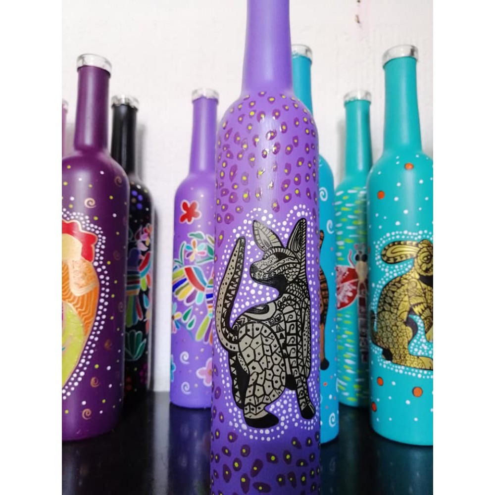 Hand painted bottles La Chapu