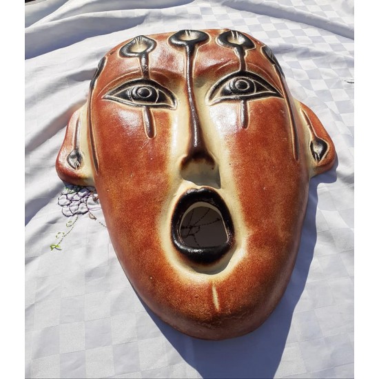 Mud pieces Ricardo de la Rosa