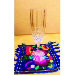 Hand embroidered Cup holder Entrehilos 