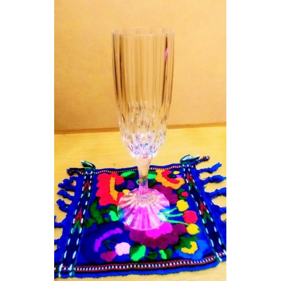 Hand embroidered Cup holder Entrehilos 