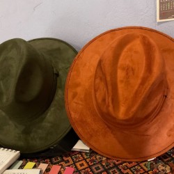 Explorer Suede hat