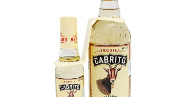 Tequila Cabrito Reposado caja con 12 botellas | Mexican